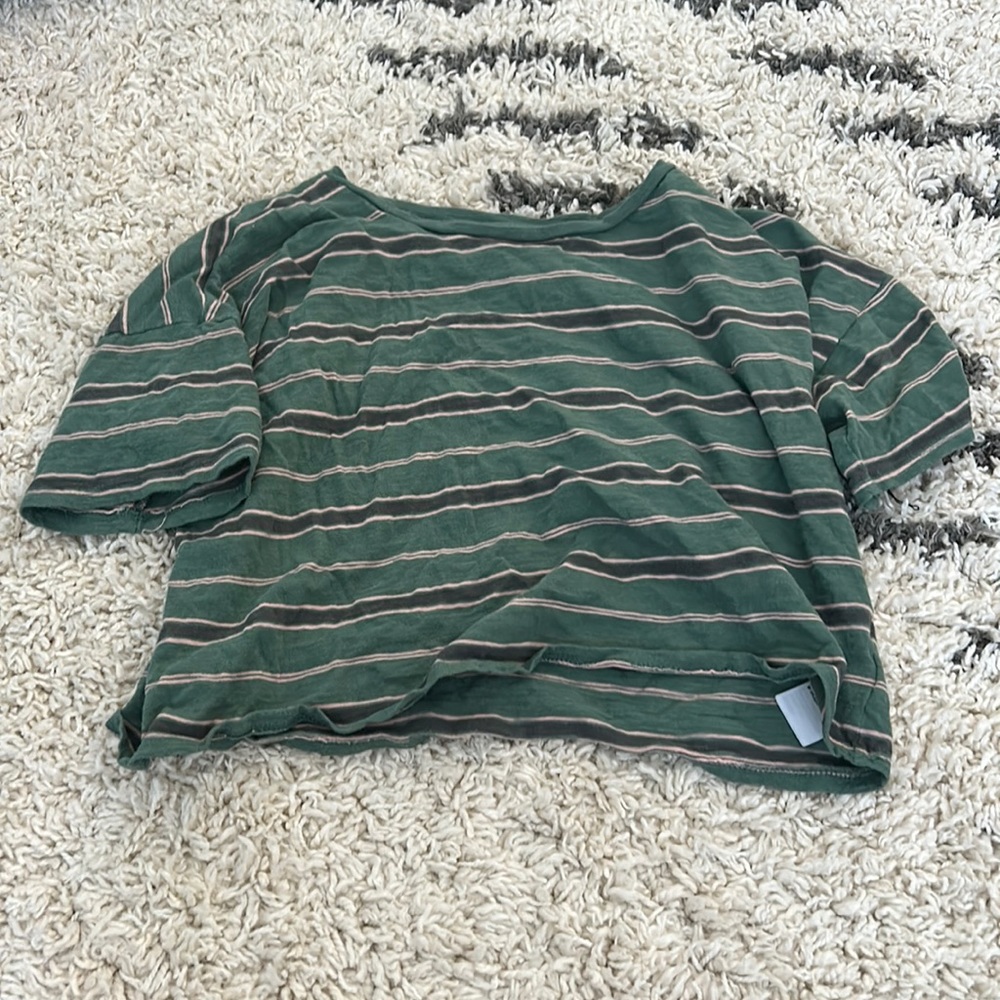 American eagle crop top